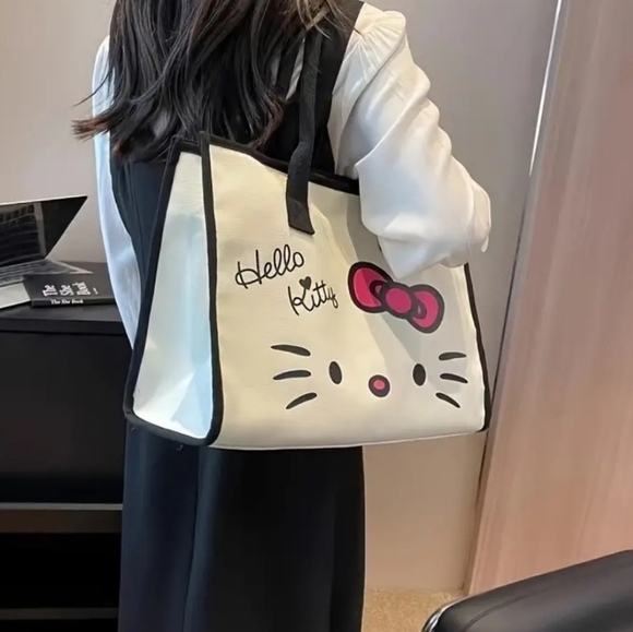 Hello Kitty Tote bag, Canvas with black trim NWT - Picture 2 of 2